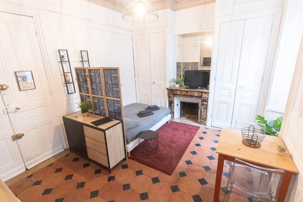 Апартаменты Immeuble L'Aristocrate - L'Authentique - Bd Carnot Анже Экстерьер фото